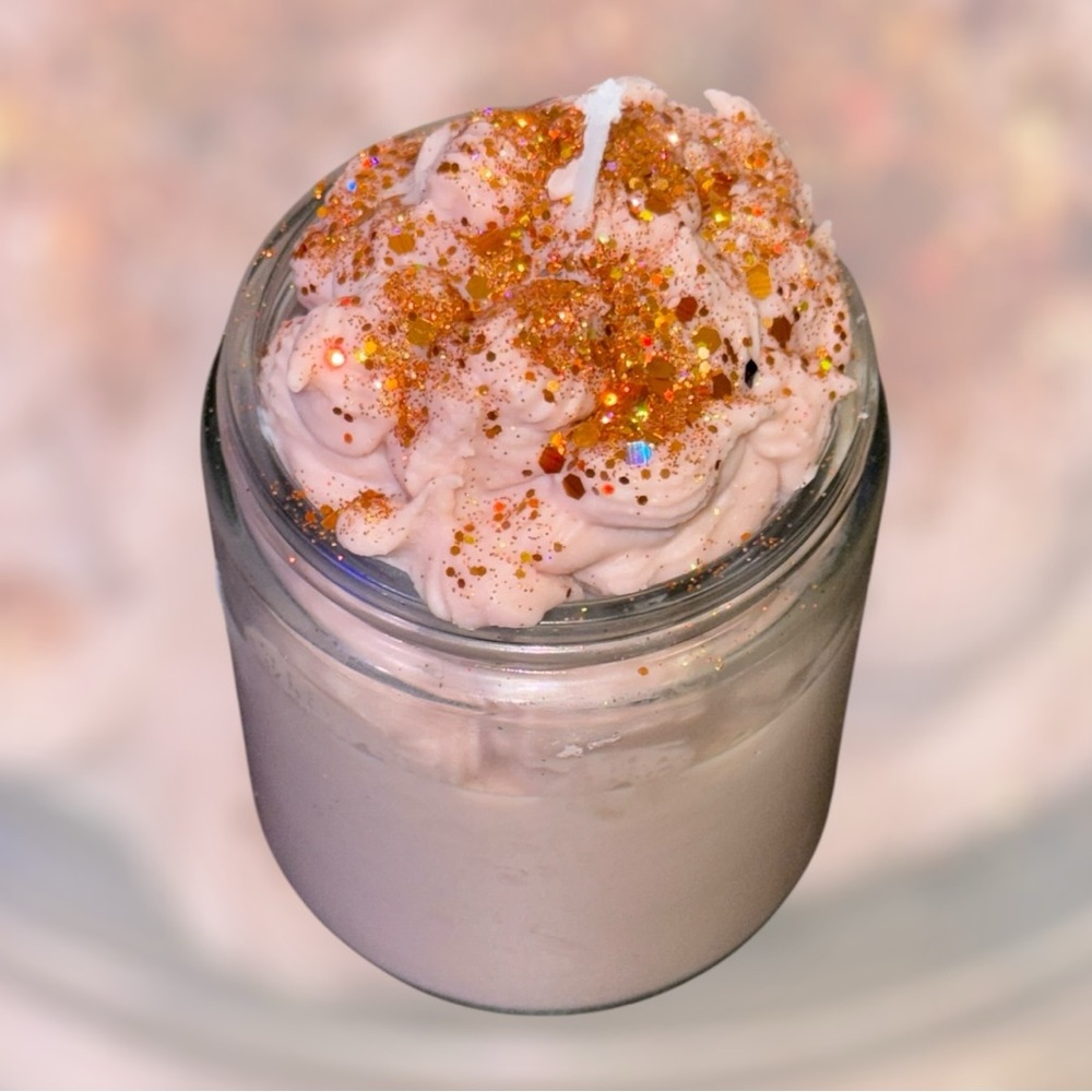 Mile High Coconut Cream Pie Soy Candle in 10oz Jar - Picture 3 of 5